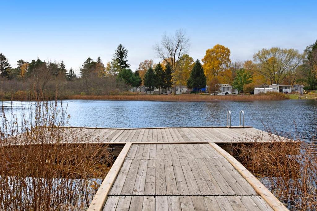 Photo of Others in Saugatuck