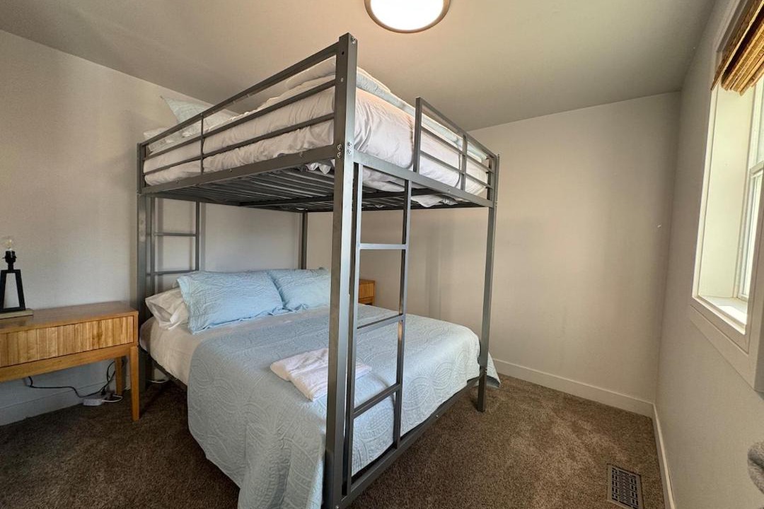 Photo of Bedroom in Spring Lake