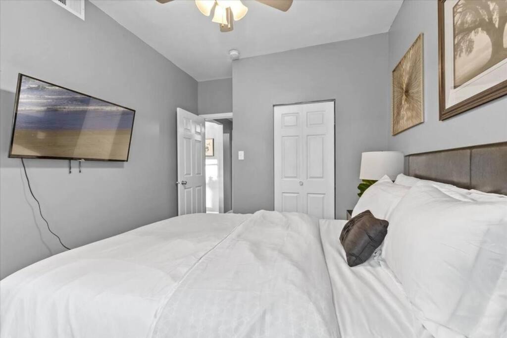 Photo of Bedroom in Meridian-Kessler