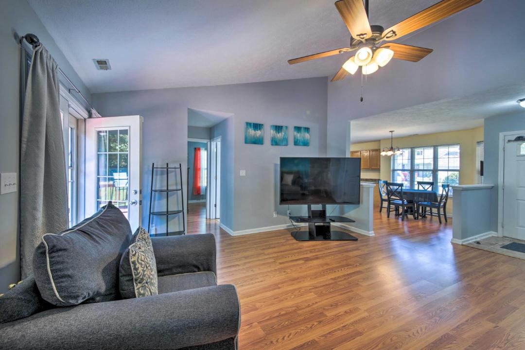 Photo of Livingroom in Wayne