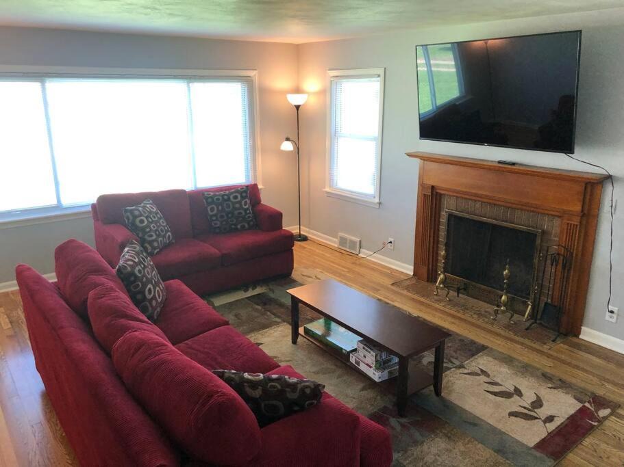 Photo of Livingroom in South Bend