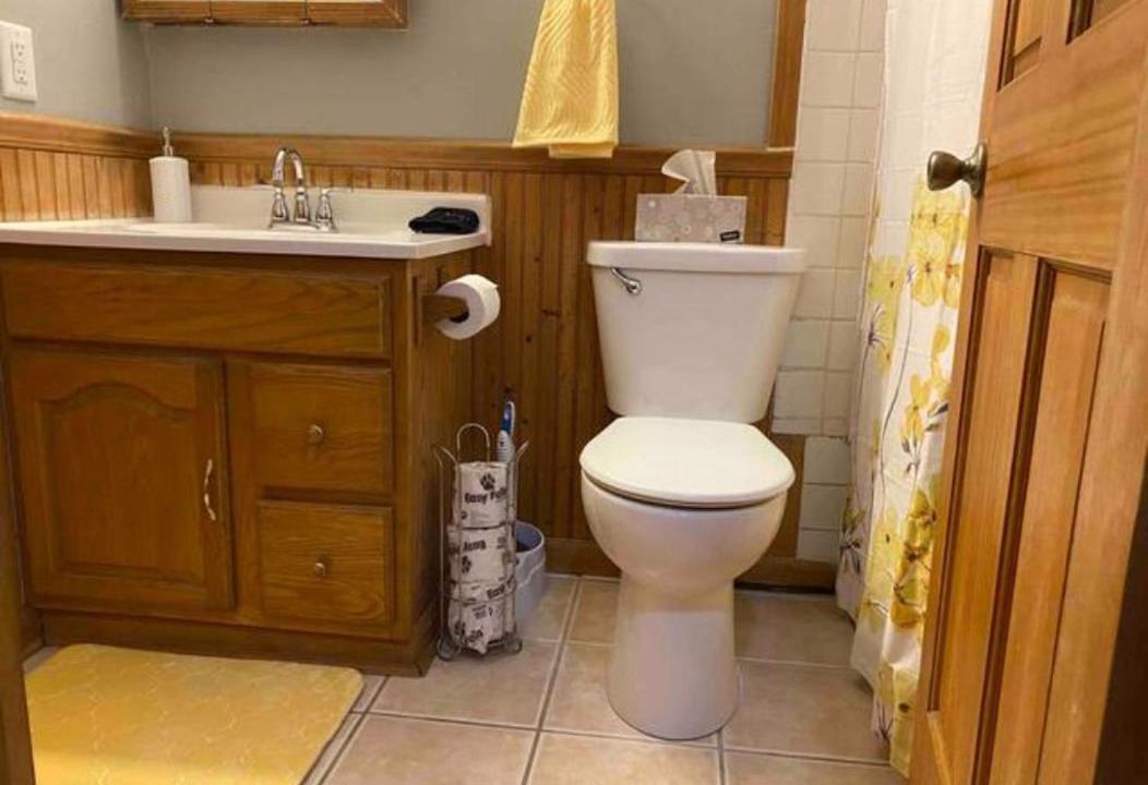 Photo of Bathroom in Boulder Hill