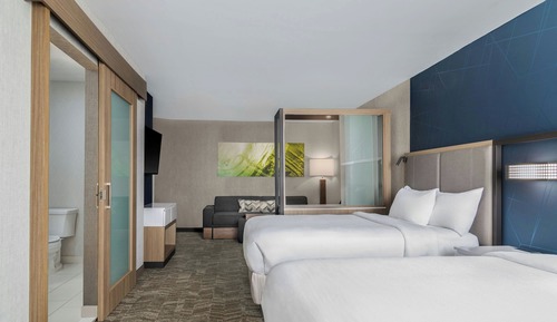 Suite, Multiple Beds, Accessible Bathtub