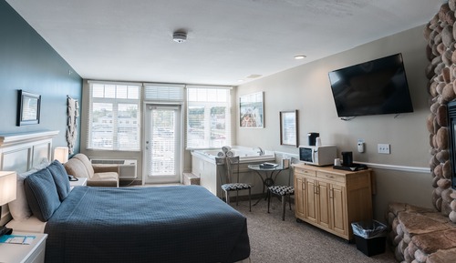 Deluxe Room, Lake View