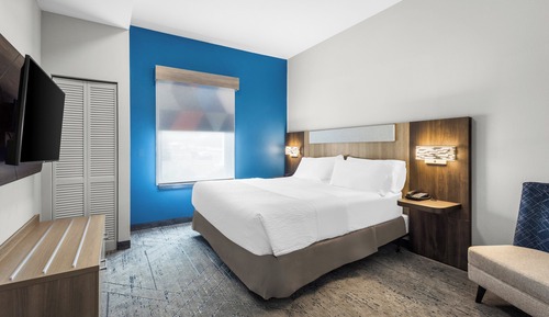 Standard Room, 1 King Bed (Leisure)