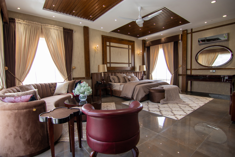 Room, 1 King Bed with Sofa bed
