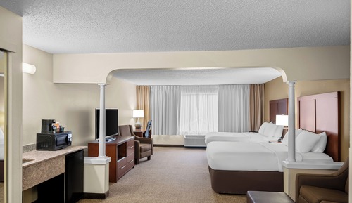 Suite, 1 Bedroom (2 Queen Beds, Extra Spacious)