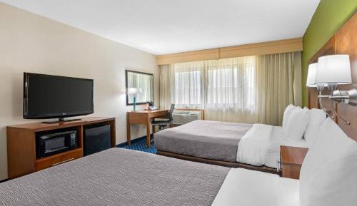 Queen Room with Two Queen Beds