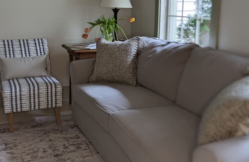 Saugatuck House | Luckystone Inn