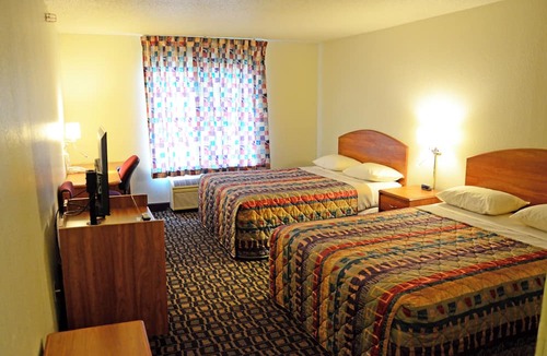 Allegan Hotel | Budget Host Inn