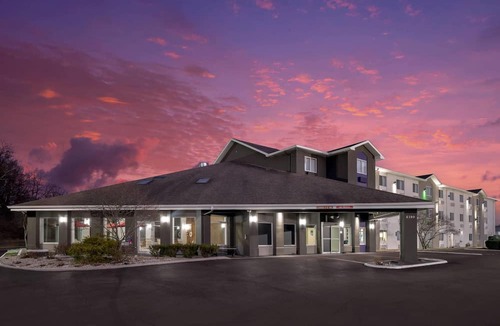 Oxford Hotel | Sleep Inn & Suites – Oxford – University Area