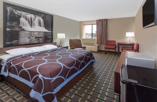 Logansport Hotel | Super 8 by Wyndham Logansport