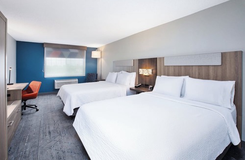 Defiance Hotel | Holiday Inn Express Hotel & Suites Defiance by IHG