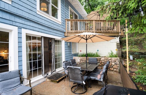 Grand Haven Apartment | Beach Across St | Walk Downtown | 2BR Sleeps 6