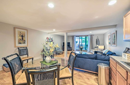 Grand Haven Apartment | Downtown Grand Haven Apt < 1 Mi to Lake Michigan