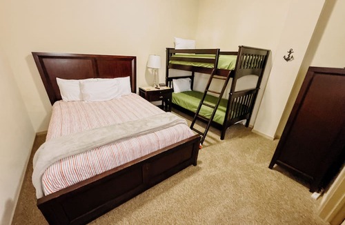 Holland Condo | Staterooms 2N, Waterside View, heated pool, near Holland State Park Beach