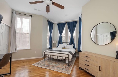 East Price Hill Condo | Stylish Apartment with Free Parking