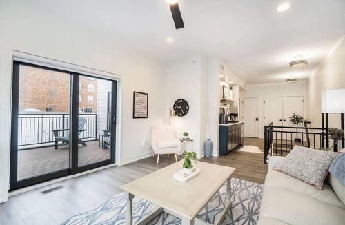 Holland Condo | The George and Evelyn on 8th, George 201