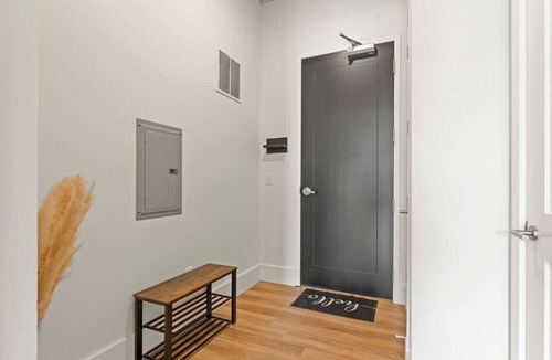 Northeast South Bend Apartment | The Overlook | Downtown | ND
