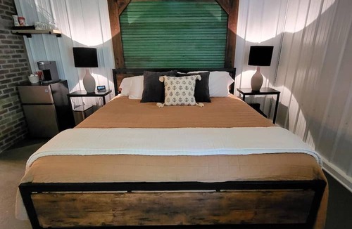 Westville Apartment | Cozy loft inside a vintage store on an animal rescue farm in Westville, IN