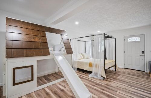 Kokomo Apartment | The Presidential Studio a Golden Getaway