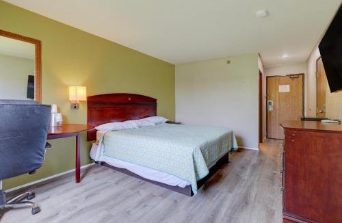 Coldwater Hotel | Coldwater Inn & Suites near I 69