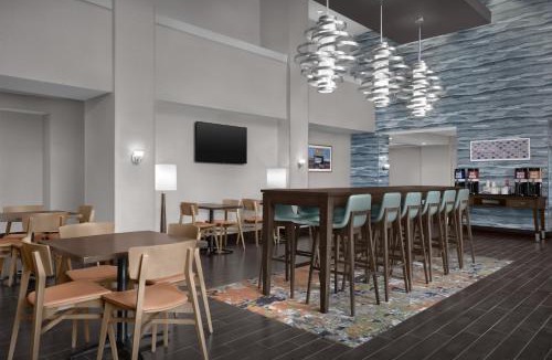 Granger Hotel | Hampton Inn & Suites Mishawaka/South Bend at Heritage Square