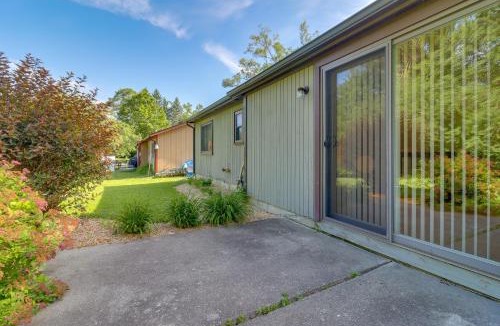 Mitchell House | 4 Mi to U-M Campus! Quiet Family Home w/Yard