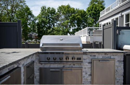 South Haven House | Iconic South Haven Estate - Pool, Hot Tub, Outdoor Kitchen, Game Room & More!