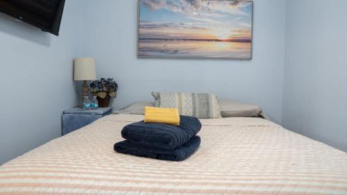 Sister Lakes House | Sister Lake Cottages - Unit 2