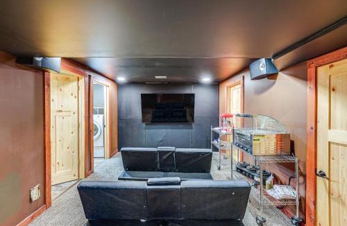 Muskegon House | Detached Sauna, Movie Room! Relaxation in Muskegon