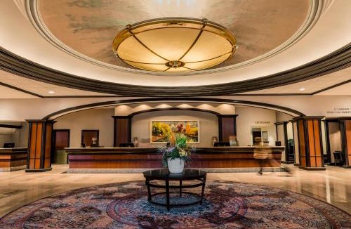Downtown Hotel | Amway Grand Plaza Hotel, Curio Collection by Hilton