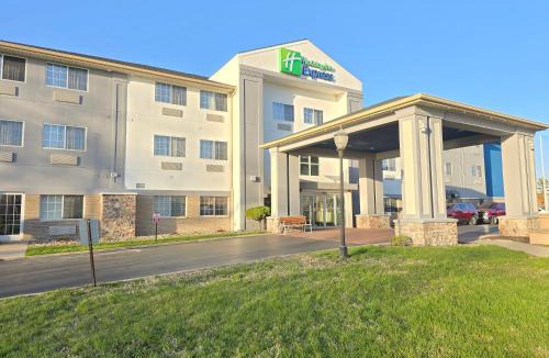 Saint Joseph Hotel | Holiday Inn Express Hotel & Suites-Saint Joseph by IHG