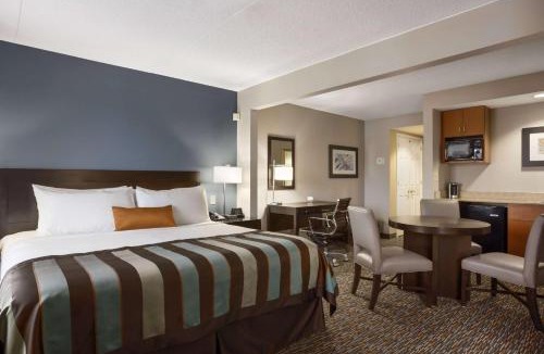 Sylvania Hotel | Wingate by Wyndham Sylvania-Toledo