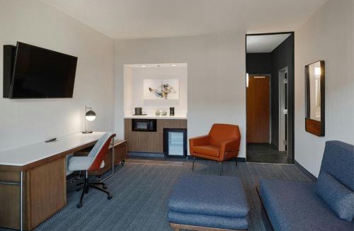 Miamisburg Hotel | Courtyard Dayton South Mall