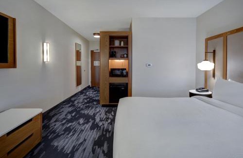 Wyoming Hotel | Fairfield by Marriott Inn & Suites Grand Rapids Wyoming