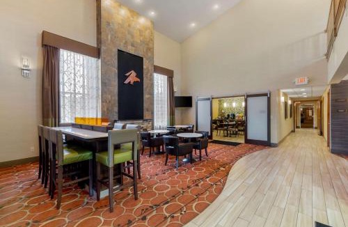 Bowling Green Hotel | Best Western Falcon Plaza - Bowling Green