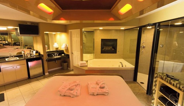 Essence Suites