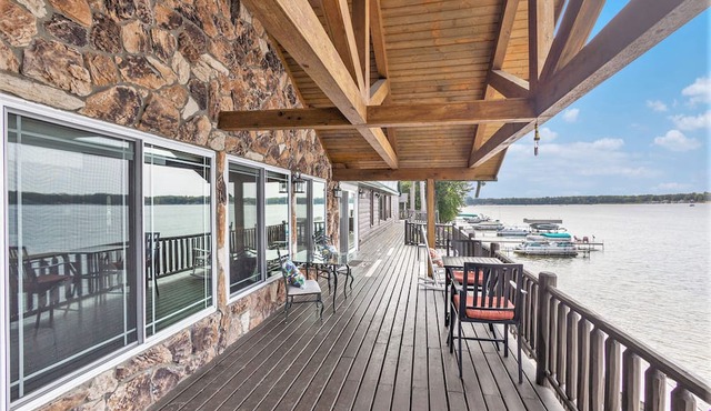 Spacious 5BR Lakefront House w/Indoor Pool/Hot Tub, 2 Kitchens, Firepit, & More