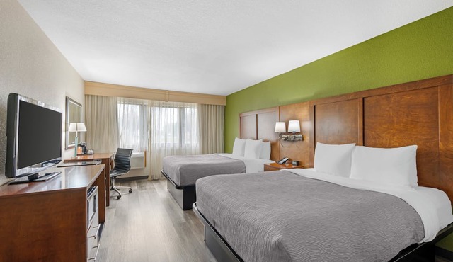 Quality Inn & Suites Goshen