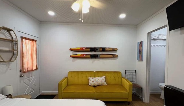 Bluebird Bay Resort
