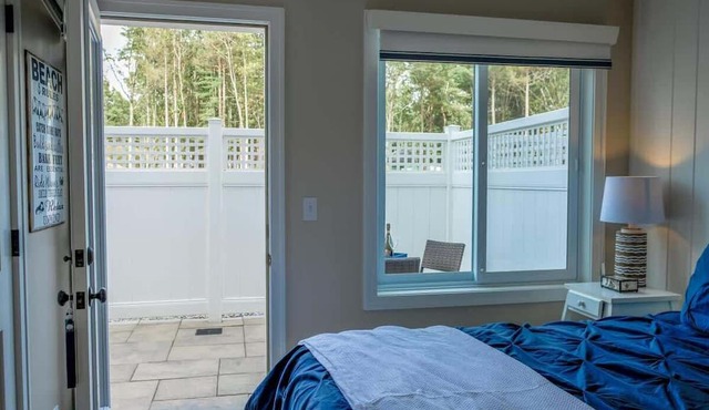 The Chesapeake: 3BR Boutique Suite Sleeps 10 | Pool, Hot Tub, Free Golf, Lake Mac Views