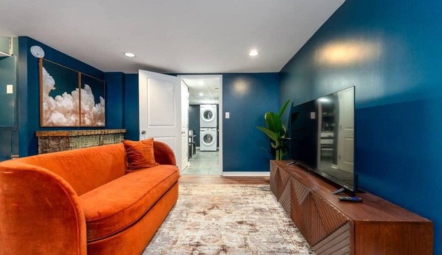 Cozy, Affordable, Luxurious | Central Location