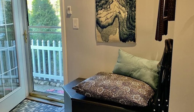 New studio/loft near orchards, wineries, & beaches
