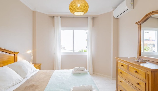 Cubo's Apartamento Tarajes La Cala/free wifi/air conditioning