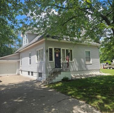 Home with old-fashioned charm and modern amenities