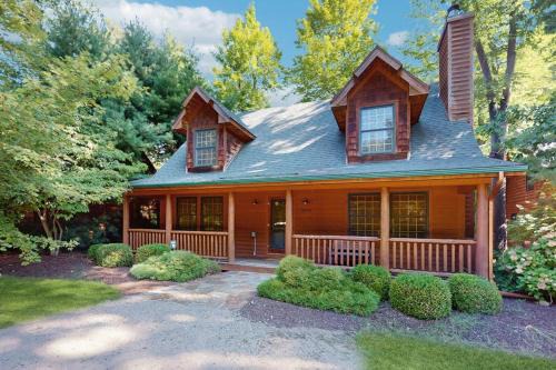 Kingfisher Cove Cabin 19